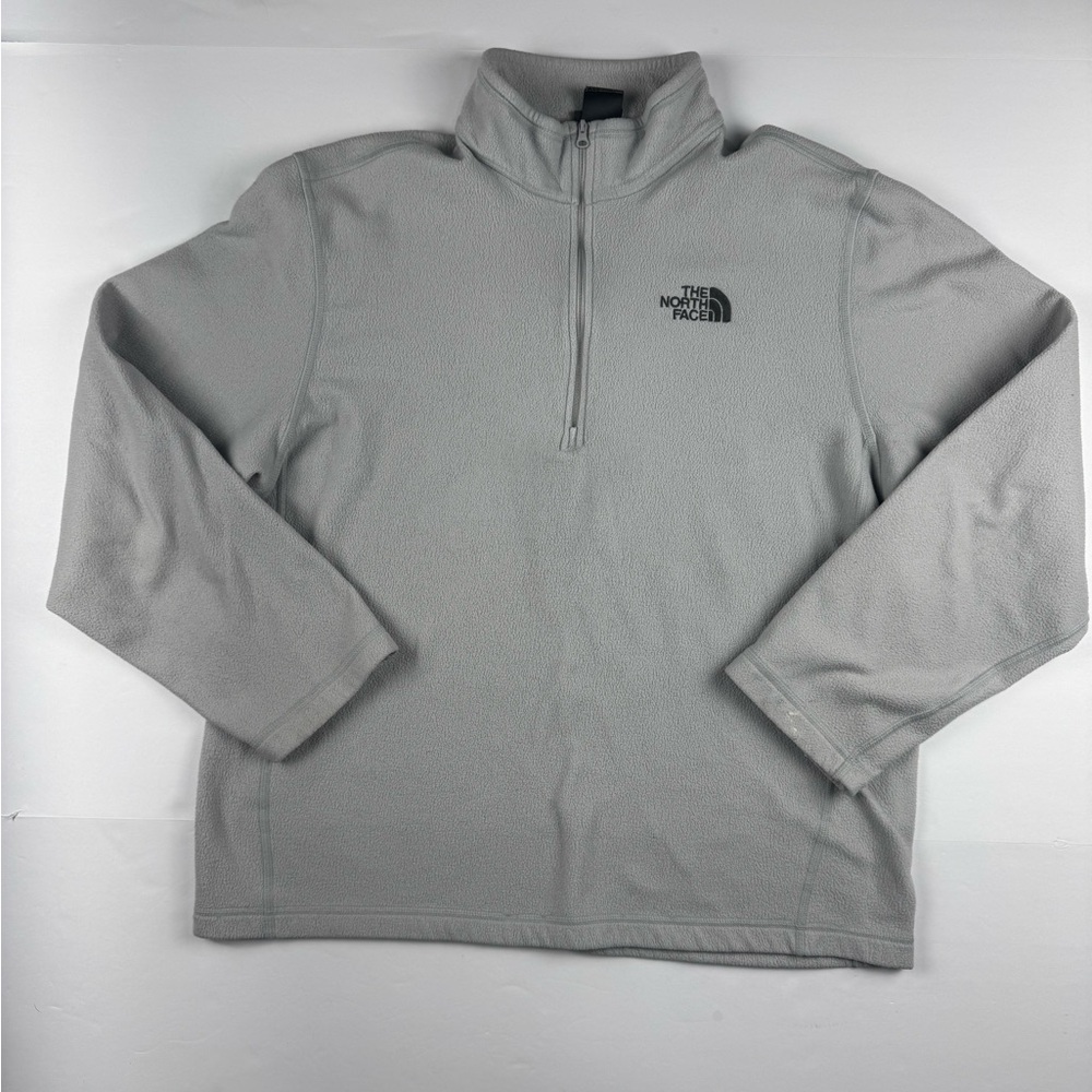 The North Face menβs Gray and Black Logo lightweight 1/4 zip Fleece